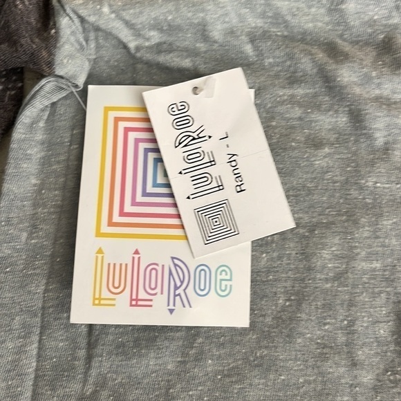 𝅺NWT LuLa Roe Top - Picture 3 of 4